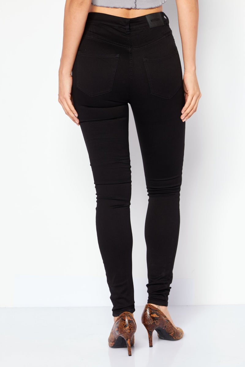 Weekday Women Skinny Fit Plain Denim Jeans, Black - Image 4