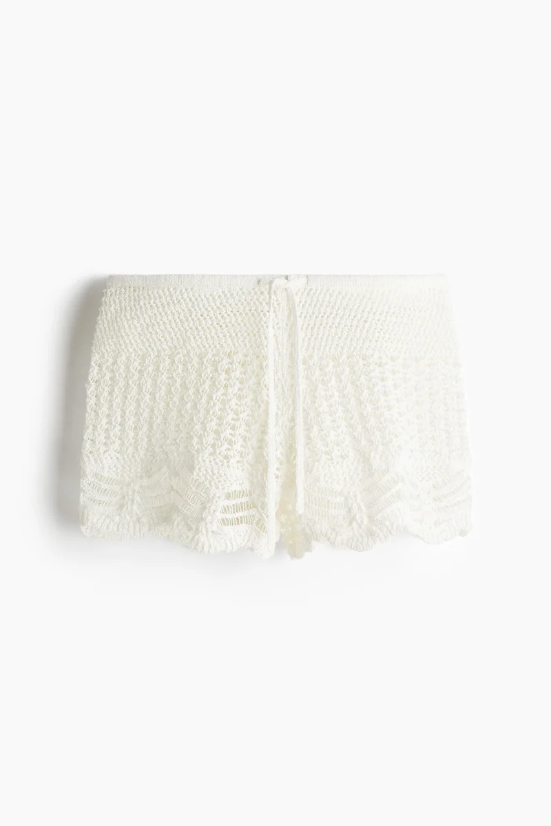 اتش اند ام شورت بنمط كروشيه