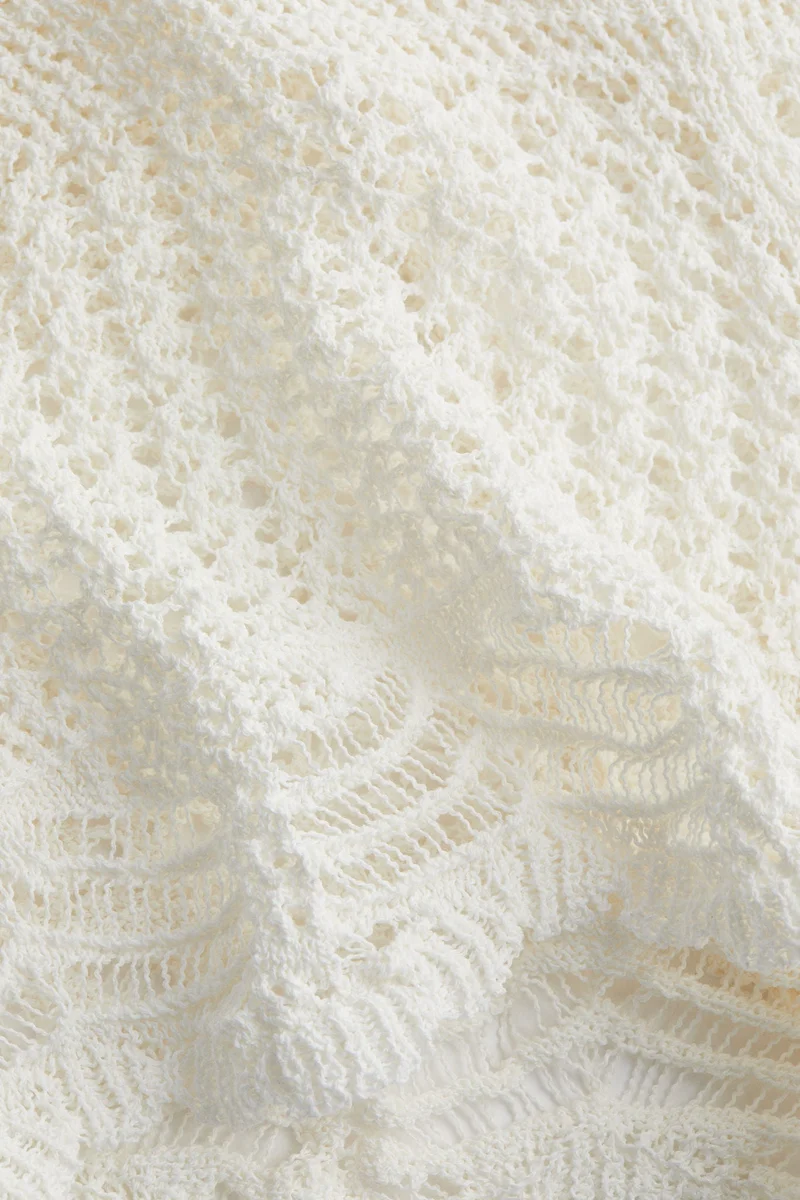 اتش اند ام شورت بنمط كروشيه