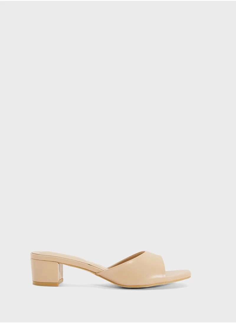ايلا Block Heel Mule Sandal
