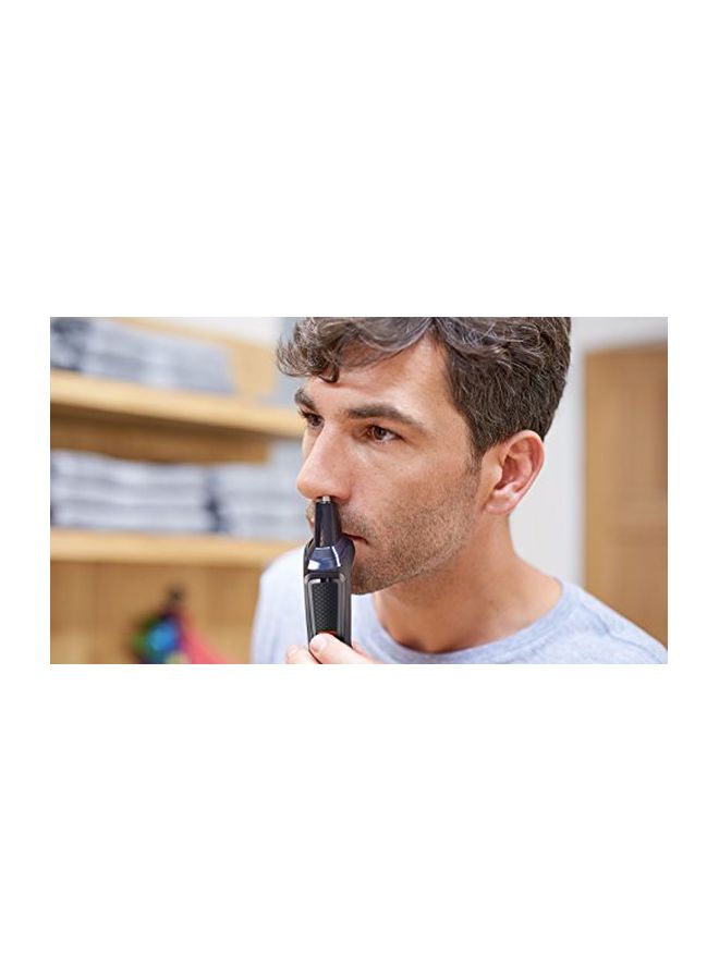 Philips Series 3000 Multigroom Trimmer Black/Grey MG3747/13 - Image 3
