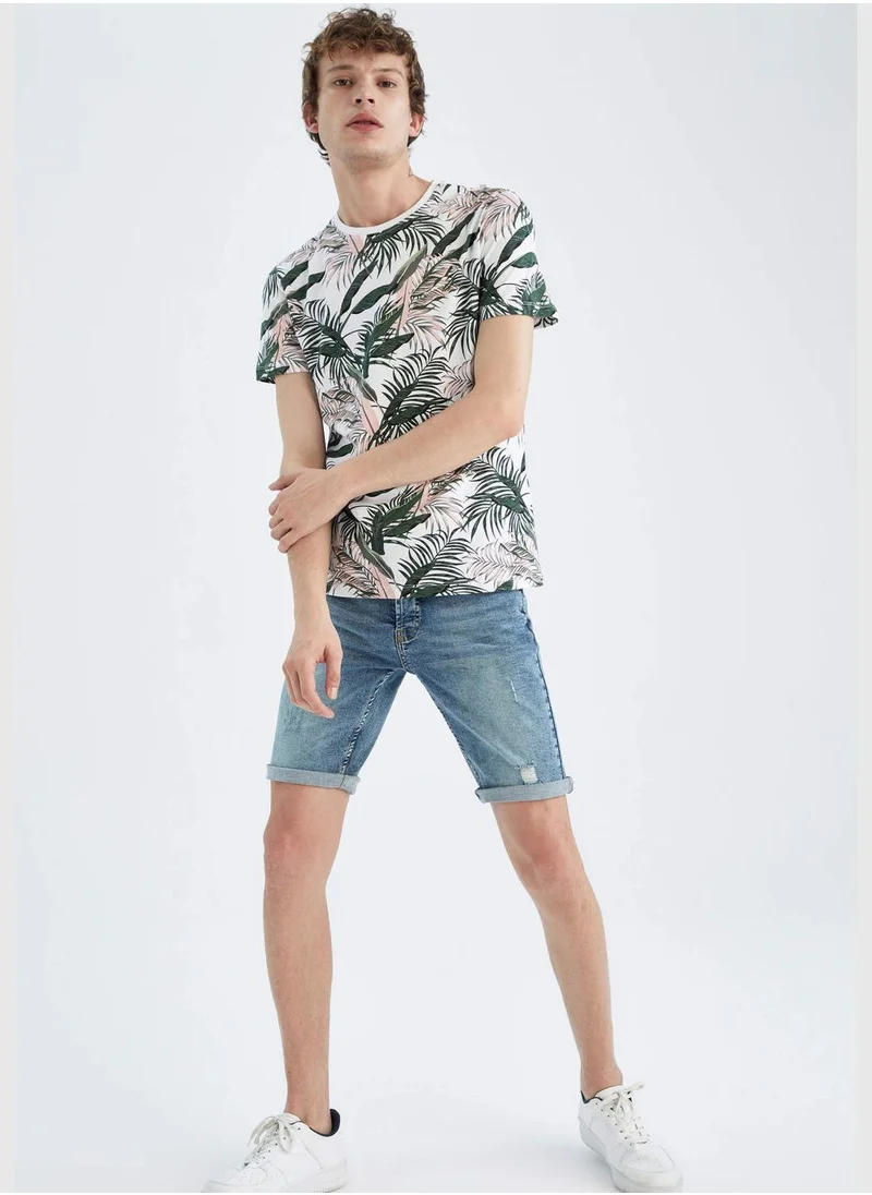 ديفاكتو Man Slim Fit Crew Neck Short Sleeve T-Shirt