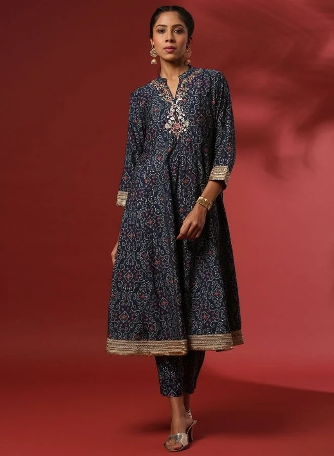 أبهشتي Flared bandhni printed kurta set with neck embroidery-navy