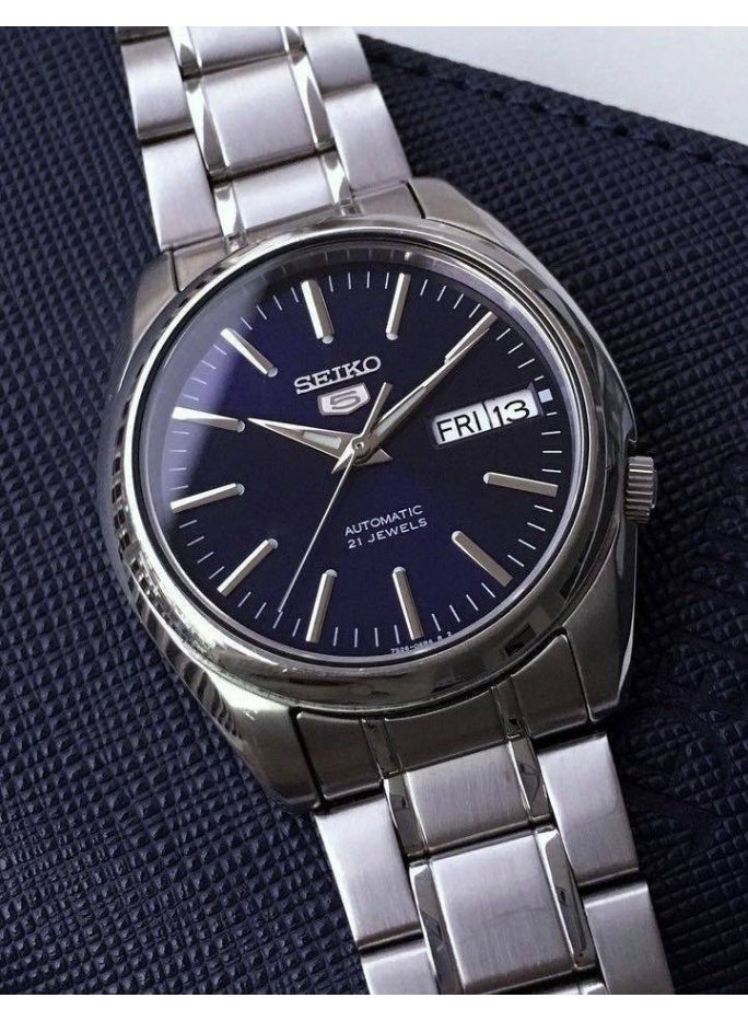 Seiko ساعة يد أوتوماتيكية للرجال SNKL43K1، 38 مم قرص أزرق، علبة وسوار من الفولاذ المقاوم للصدأ، 30 م مقاومة للماء - Image 1