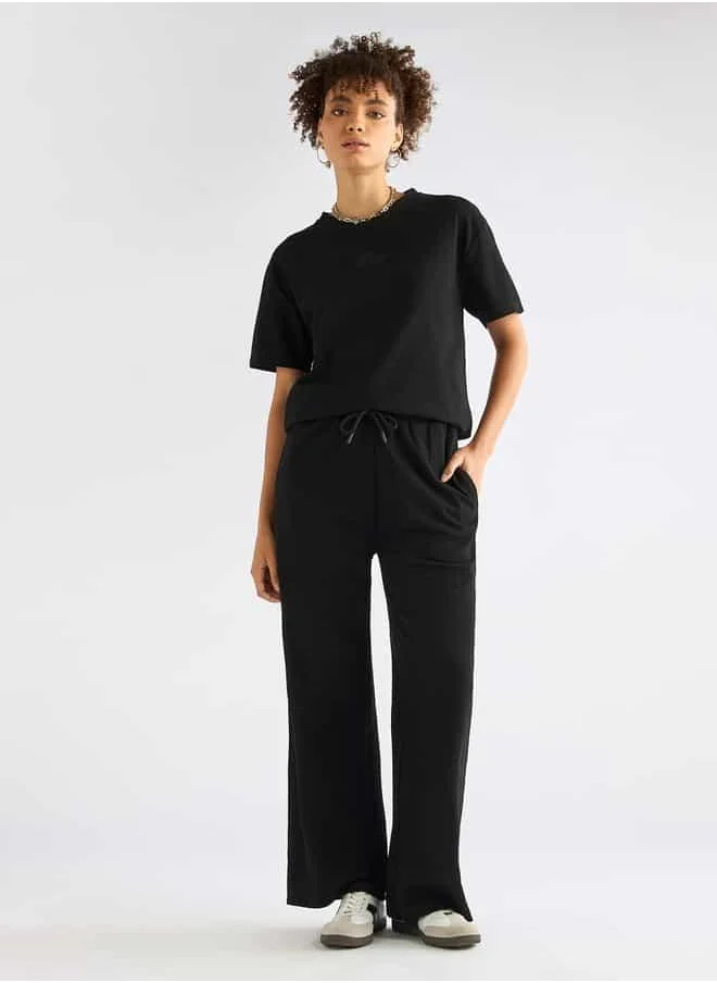 FAV Embroidered Crew Neck T-shirt and Pants Set