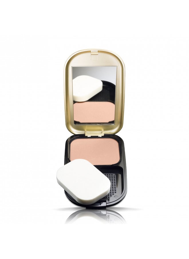 Max Factor Max Factor Facefinity SPF 15 No. 01 Compact Foundation, Porcelain  - Image 1