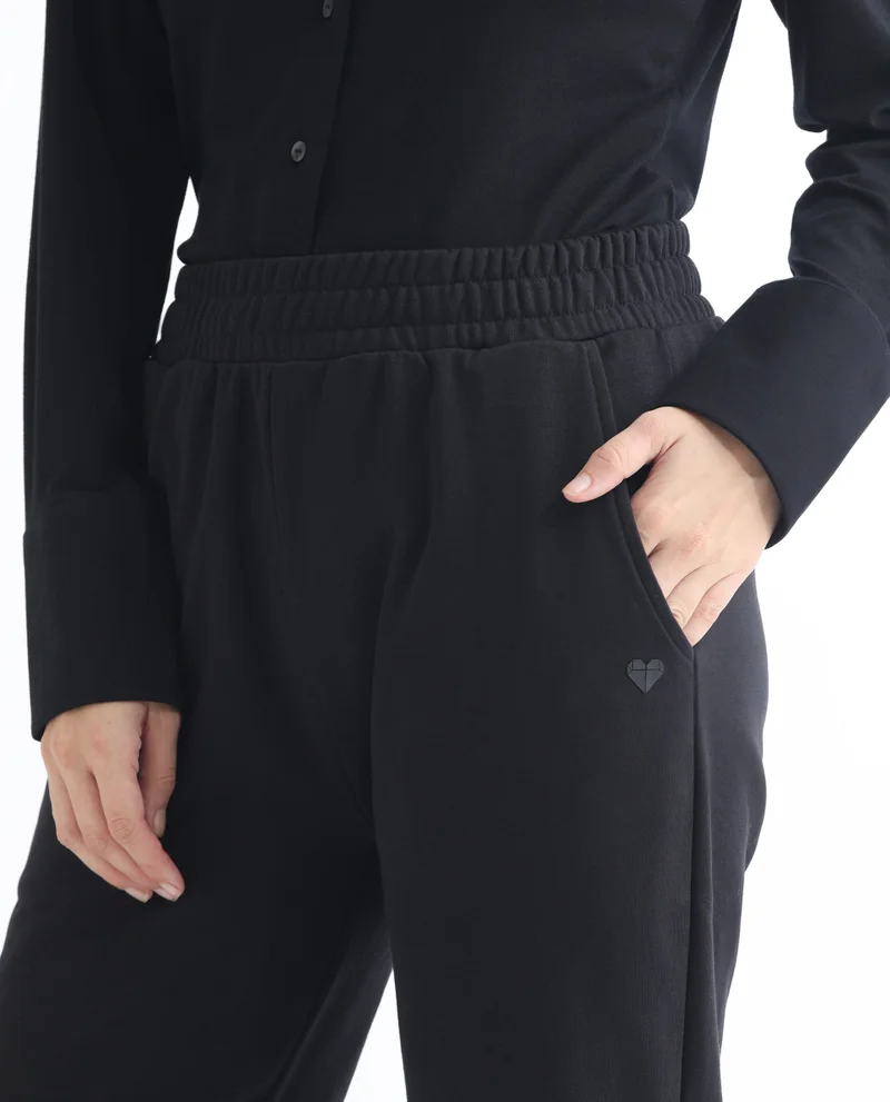 Rareism Women's Ankle-Length Straight Fit Trackpants