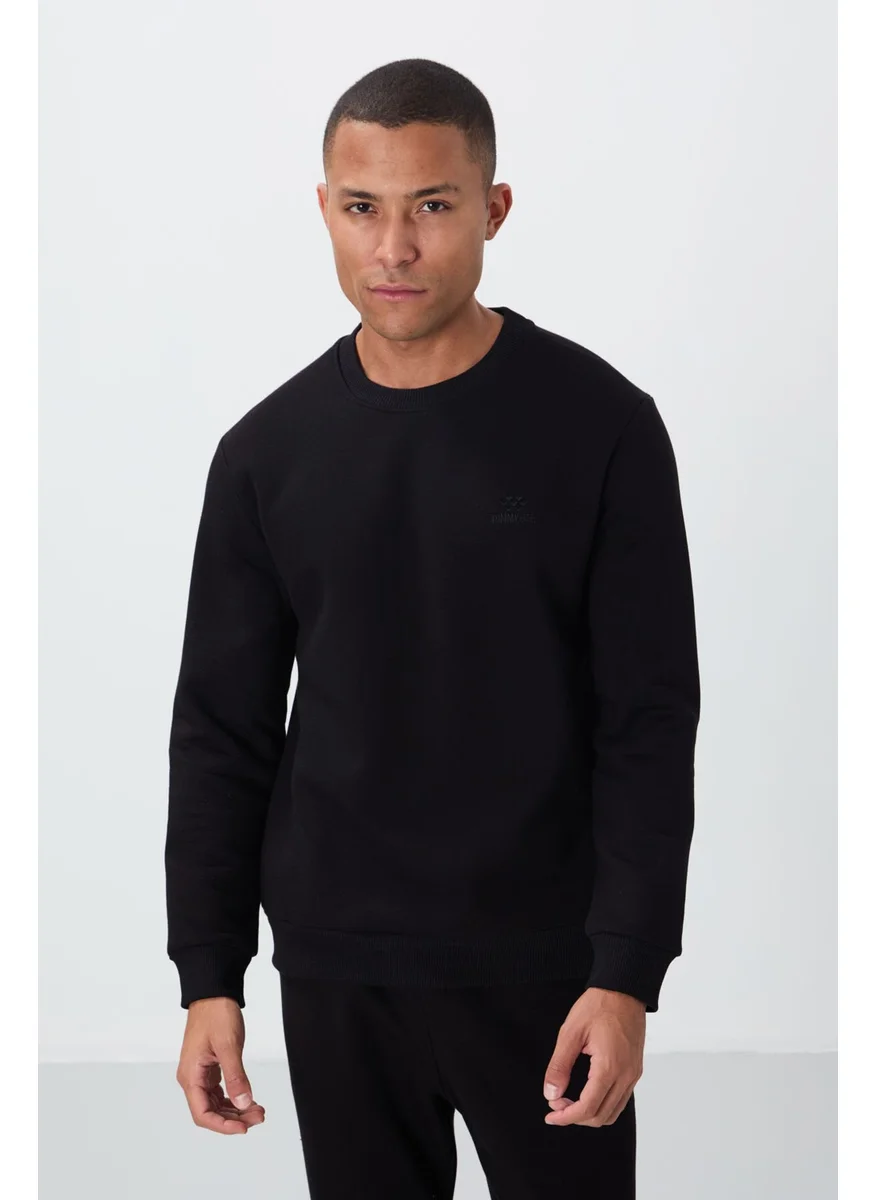 تومي لايف Black Cotton Thick Fluffy Soft Texture Comfort Fit Embroidered Men's Tracksuit -85265