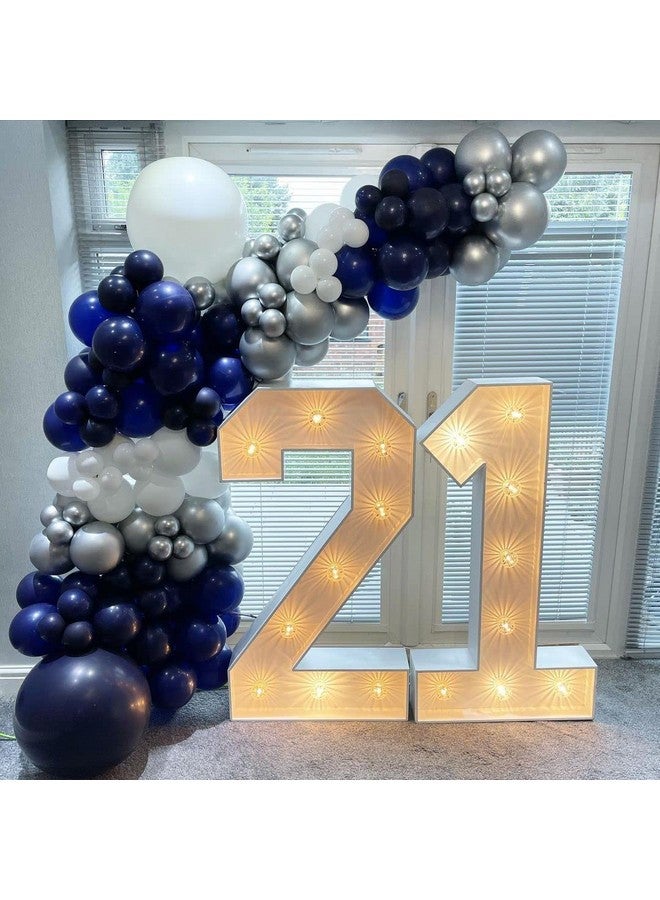 جانينوس مجموعة قوس البالونات باللون الأزرق الداكن والفضي، 130 قطعة من بالونات اللاتكس ذات القصاصات البيضاء الفضية بأحجام مختلفة لحفلات التخرج والرجبي وحفلات استقبال المولود وحفلات الزفاف وأعياد الميلاد - Image 4