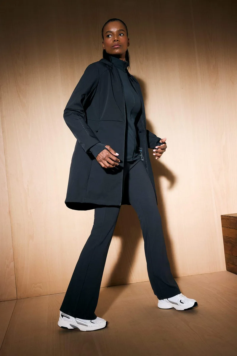 ديفاكتو DeFactoFit Slim Fit Softshell Waterproof Long Jacket