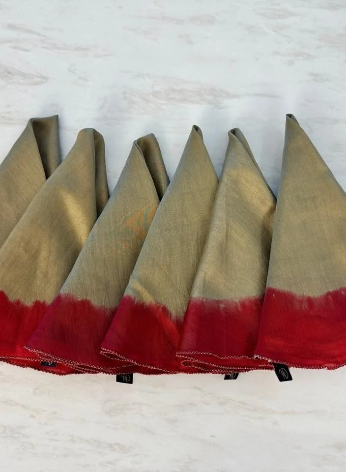 Tohfa Luxe Beige to Red Ombre Embroidered Round Napkin Set of 6 (50 cm Diameter)
