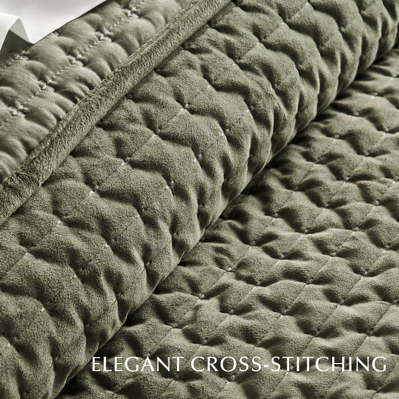 EverGrace Luxury Velvet Quilt Set King Size 3 Piece, Soft Cross-Stitch Velvet Comforter Set with Pillow Shams, Lightweight Coverlet Bedspread Bedding Set for All Seasons, Moss Green - Image 4