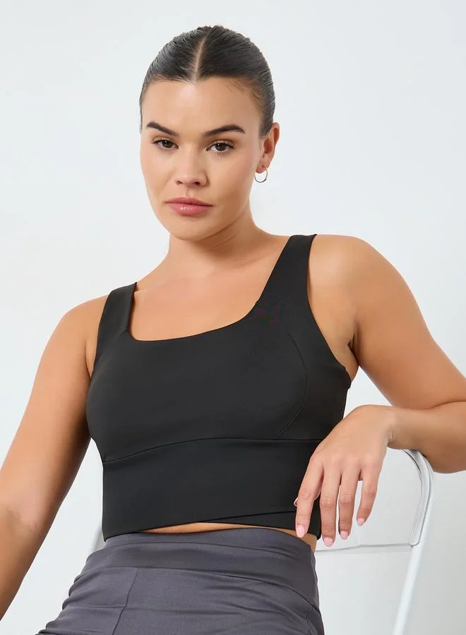 ستايلي اكتيف حمالة صدر رياضية بقصة غير متماثلة وحزام عريض