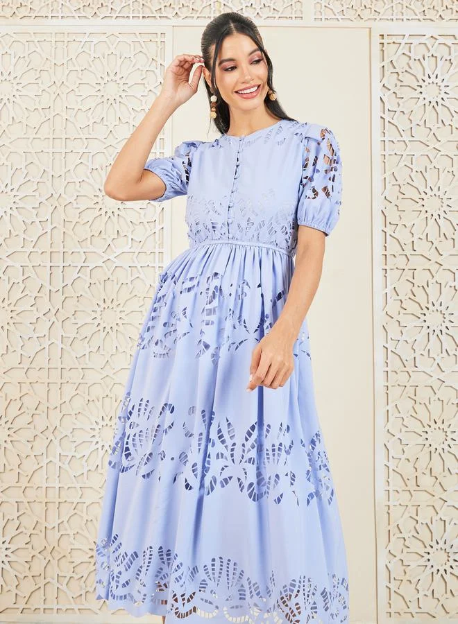 Styli Cut Out Detail Scallop Edge Button Detail A-Line Midi Dress