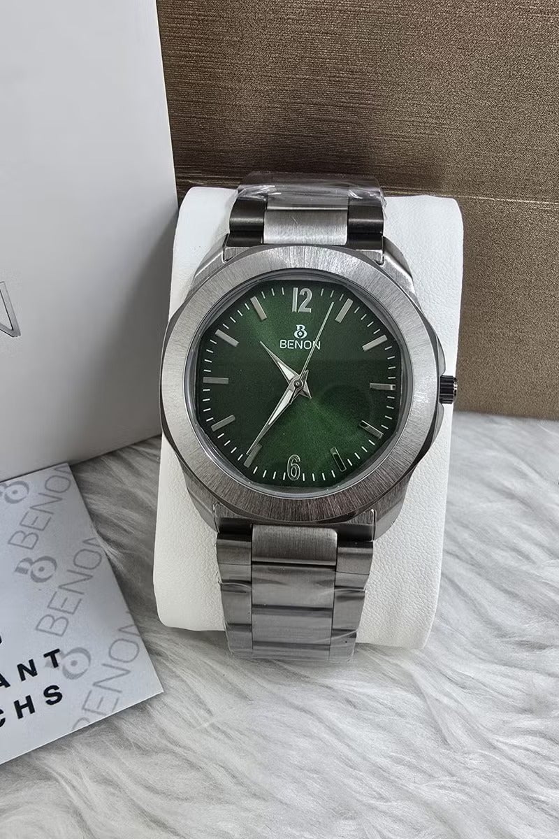 Mens watch with a modern design