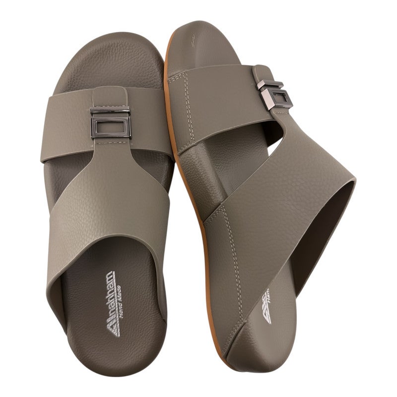 إيت صندل عربي يدوي الصنع للرجال من AET | شبشب رجالي خارجي | شبشب مفتوح من الأمام للاستخدام اليومي | جلد عربي أصلي مع ابزيم| تصميم عربي جديد | نعل داخلي مطابق للون| مريح وخفيف الوزن - Image 2