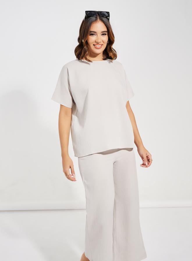 Styli Textured Round Neck Top & Wide Leg Pants Co-Ords  - Image 2