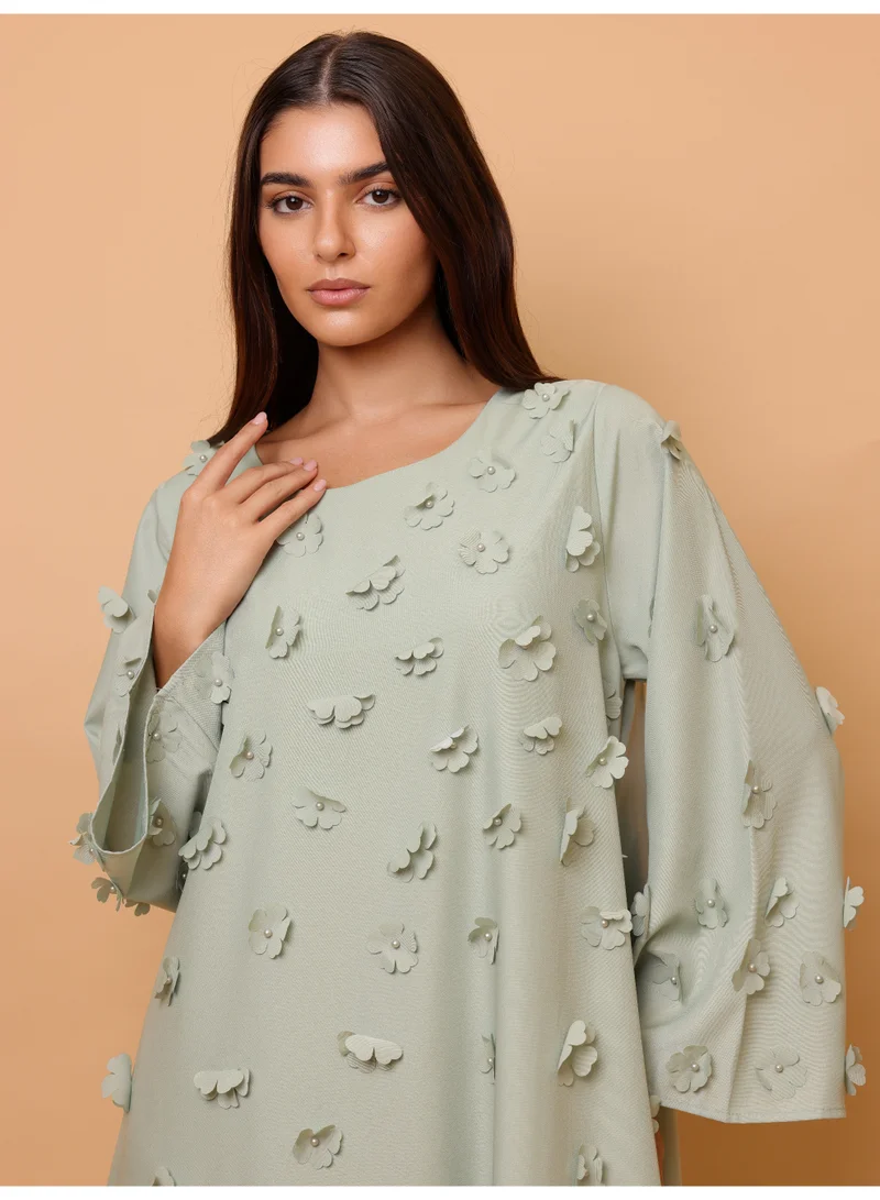 IKKXA Solid 3D Flowers Elegant Jalabiya