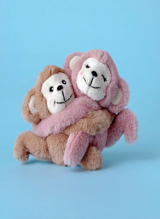 Plushland زوج من الدمى القطيفة المغناطيسية من بلشلاند - مجموعة من الدمى المحشوة للأصدقاء المقربين والأطفال - لعبة دعم عاطفي جاهزة للعناق على شكل قرد مع تعليقة 4 بوصات (زوج من القرود القابلة للعناق) - Image 3