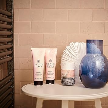 Grace Cole Wild Fig Pink Cedar Exfoliating Body Scrub 238ml Refreshing Hydrating Essential Oils Vegan and Cruelty Free No SLS or Parabens Made In England - Image 5
