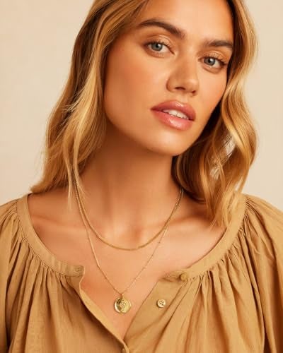gorjana - Compass Coin Pendant Necklace 3/4 inch - 18k Gold Plated - Adjustable 17-19 inch Chain - Spring Ring Closure - Long-Lasting - Image 4