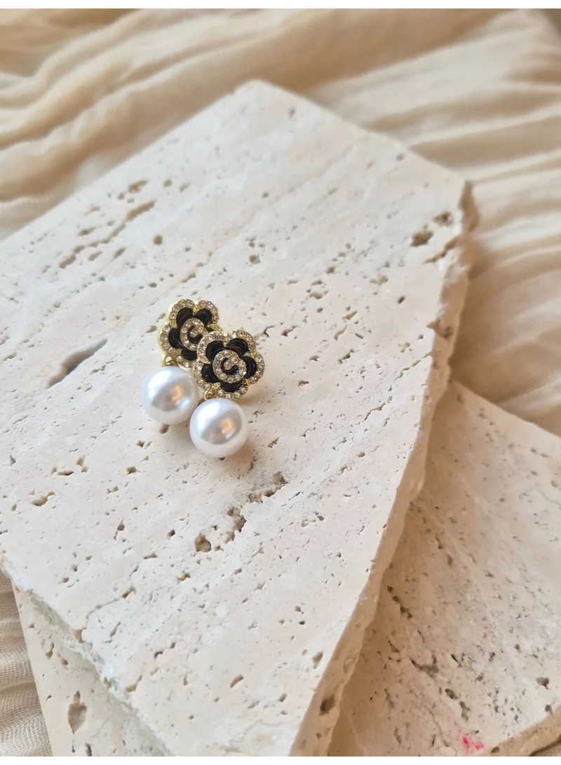 Sosha Elegance Camellia Pearl Drop Earrings