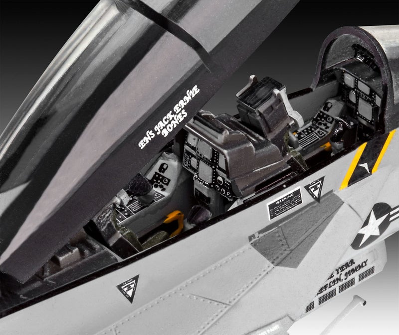 Revell 03834 F/A-18F Super Hornet 1:72 Scale Unbuilt/Unpainted Plastic Model Kit - Image 3