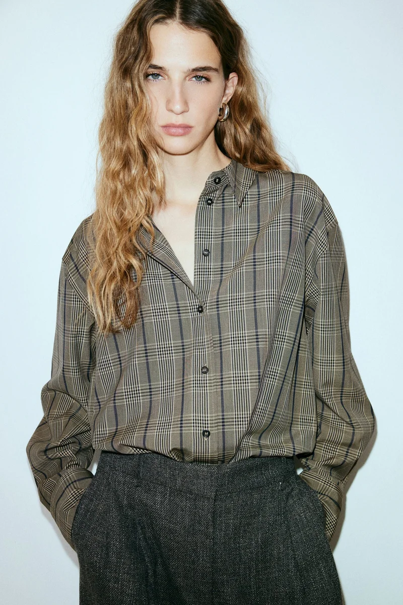 اتش اند ام قميص بقصّة فضفاضة