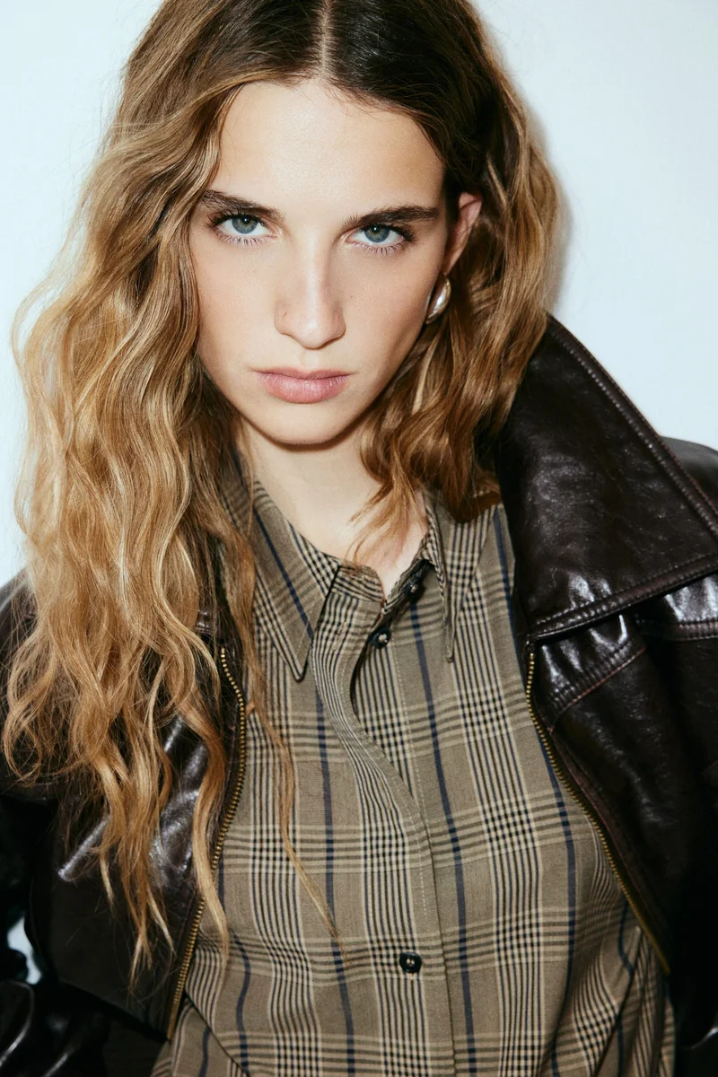 اتش اند ام قميص بقصّة فضفاضة