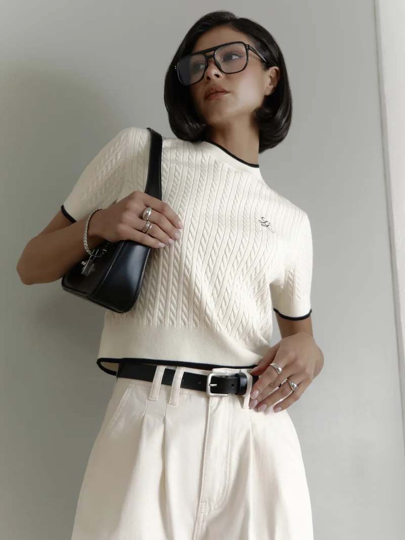 Lichi Slim leather belt with matte buckle