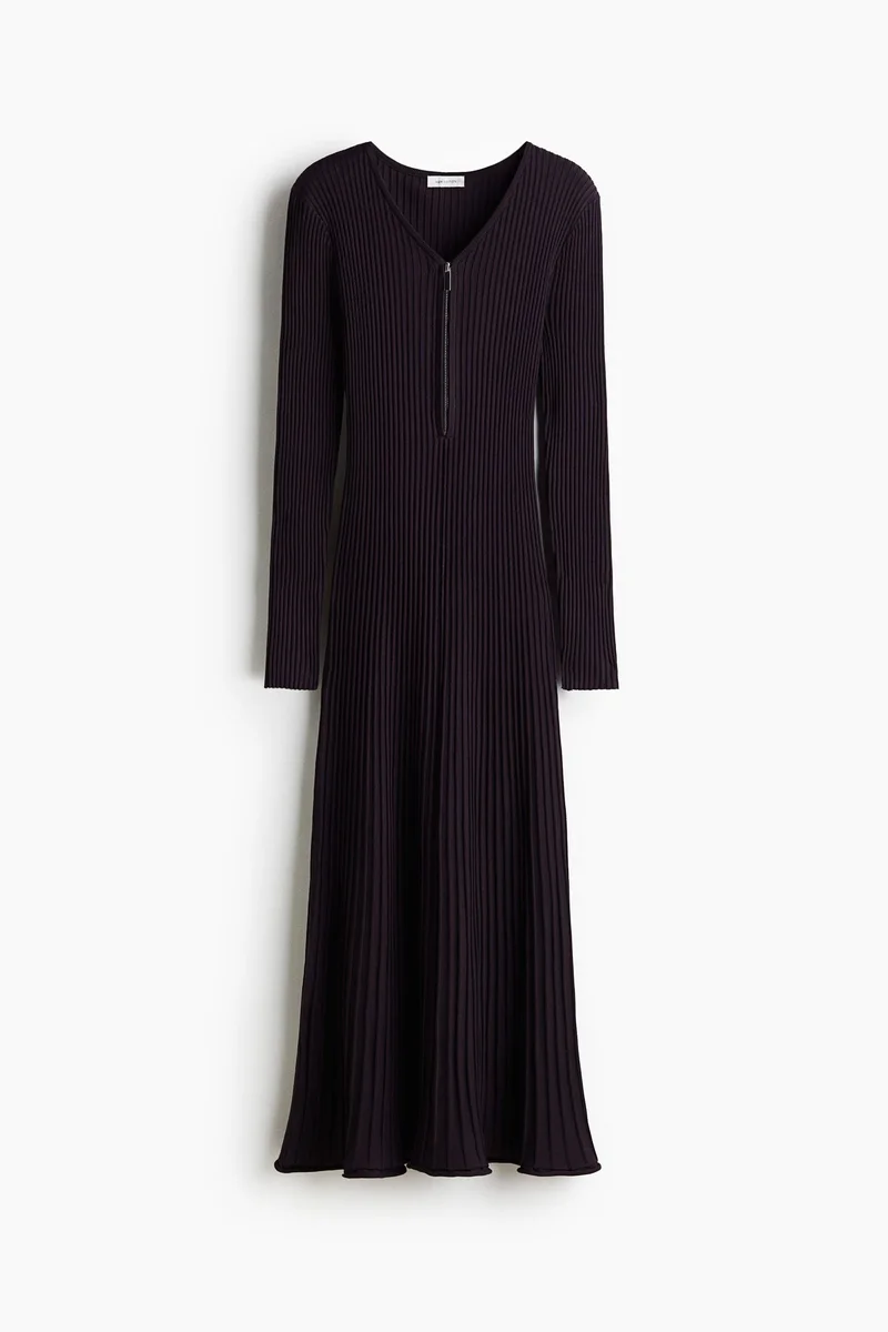 اتش اند ام فستان محبوك من نسيج مرن