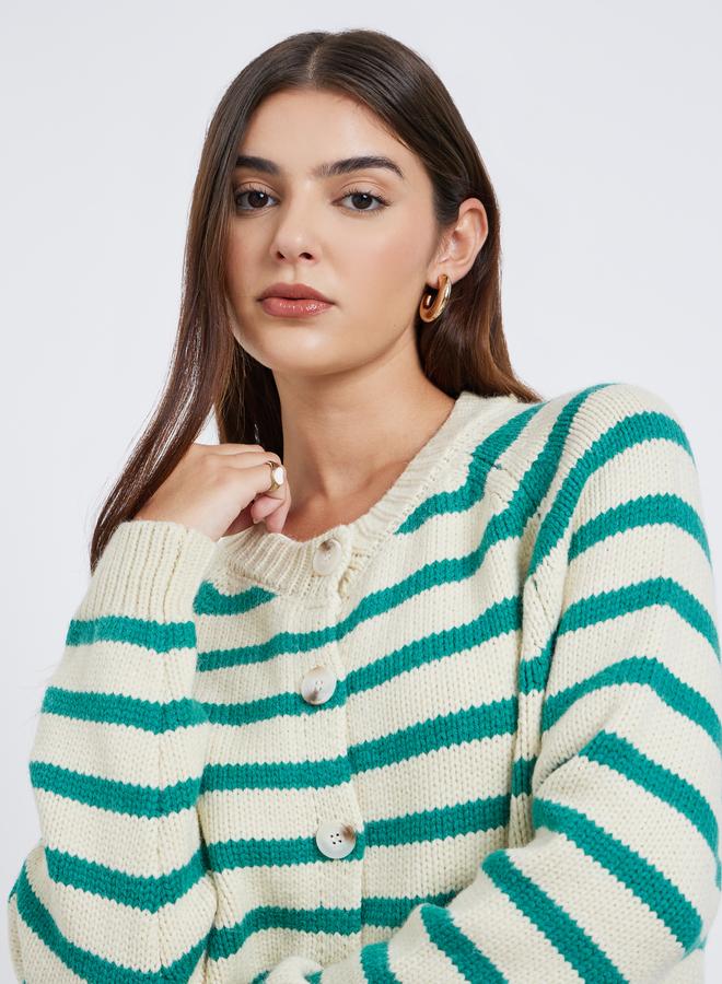 ستايلي كارديجان مخطط بقصة مريحة وتفاصيل محبوكة - Image 4