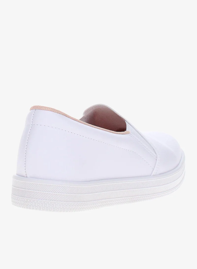 Beira Rio White Flat Shoes for Women – Stylish & Comfortable Everyday Footwear for Women | Best Price UAE