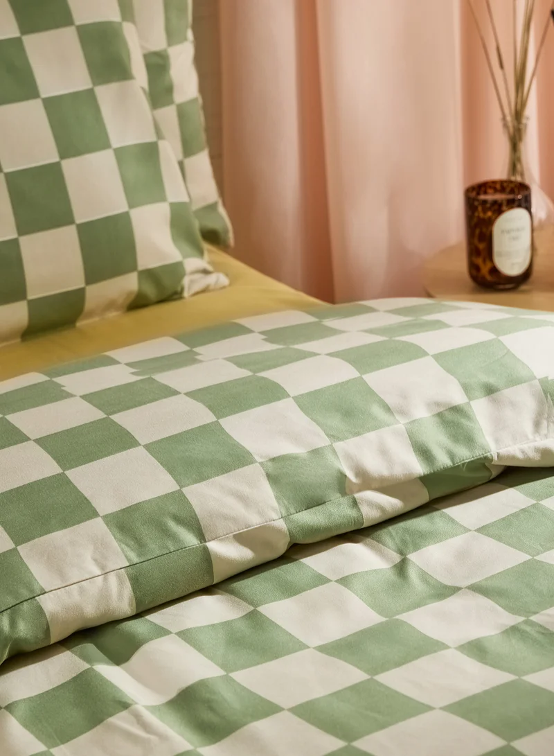 Pink Cactus Check Bedsheet