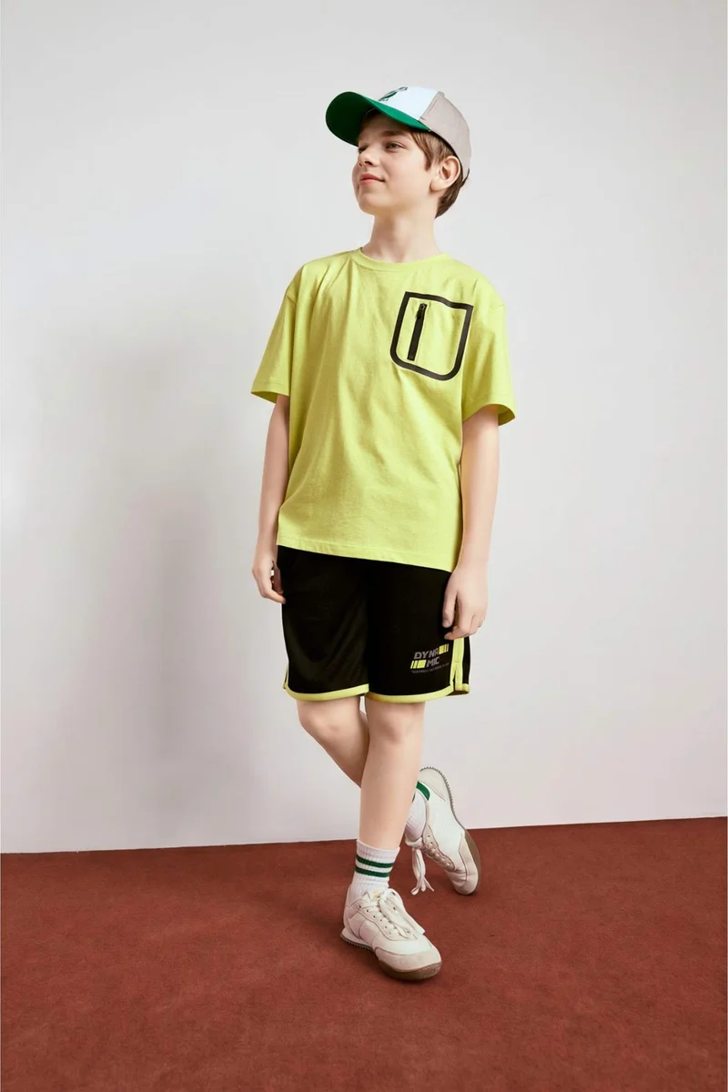 ديفاكتو Boy Oversize Fit Short Sleeve T-Shirt
