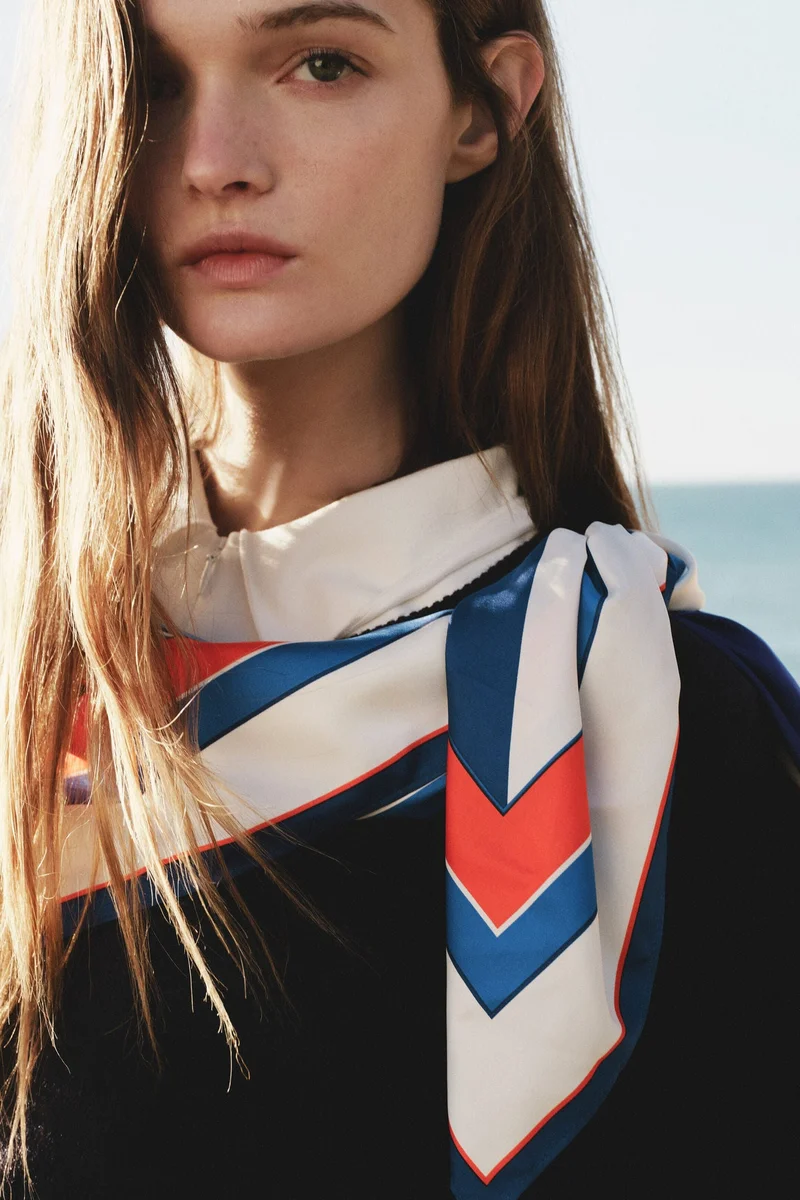 اتش اند ام وشاح منقوش