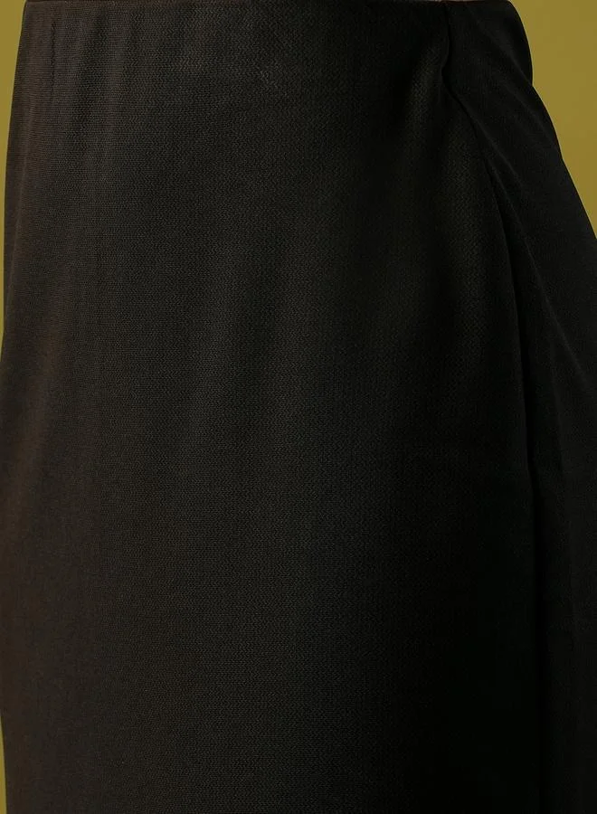 globus Globus Solid High-Rise Stretchy Pencil Midi Skirt