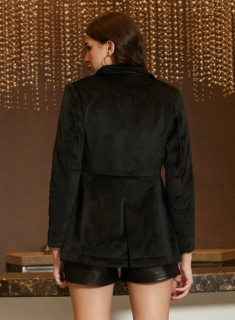 Campus Sutra Women's Onyx Black Single-Breasted Blazer