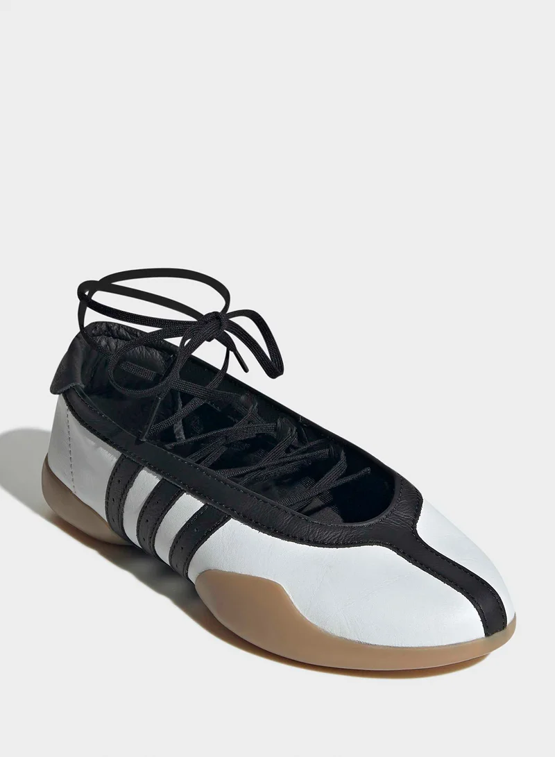 adidas Originals Taekwondo Mei Balle