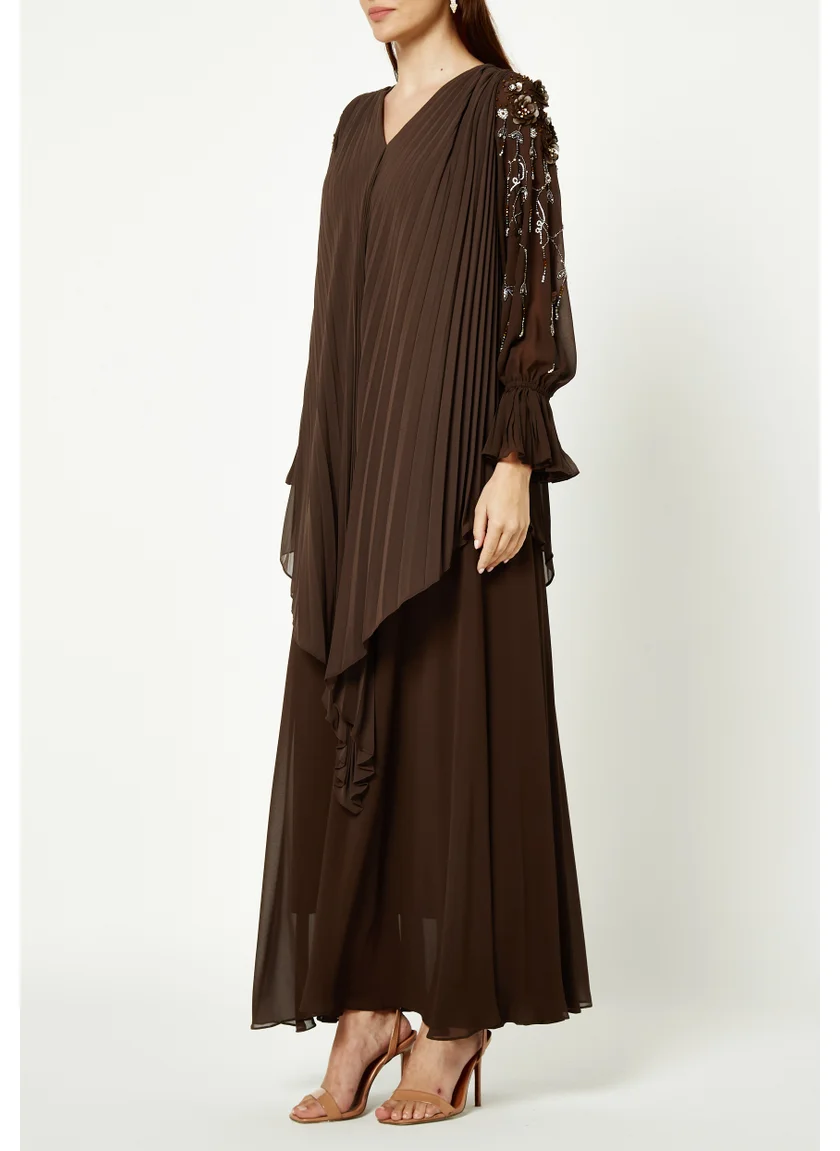Amri Simple And Elegant Chiffon Jalabiya With Pleated Overlay And Embroidered Sleeves