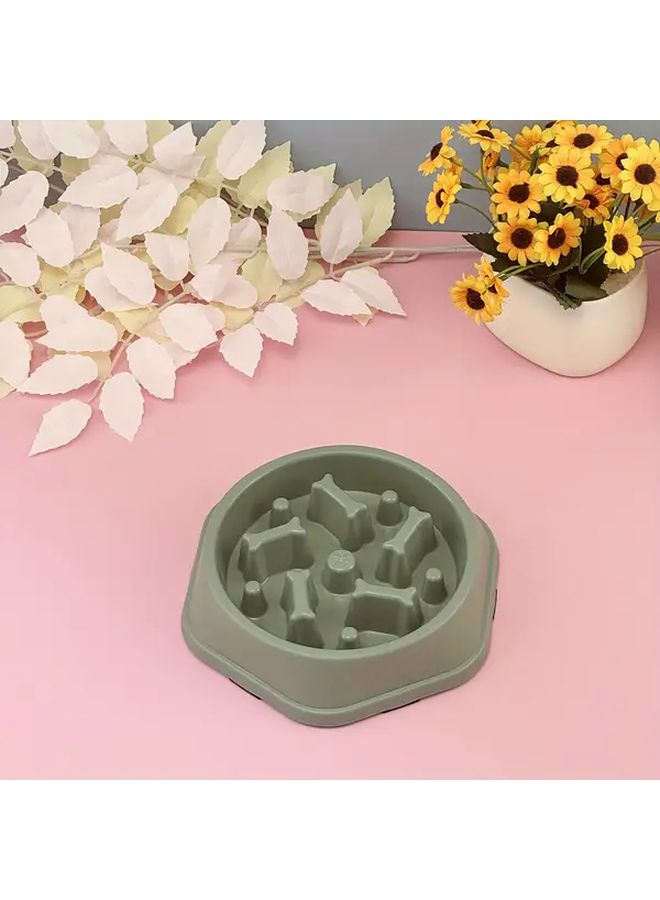 وعاء تغذية الكلاب الأخضر بطيء التغذية، تصميم مضاد للاختناق، مصنوع من مادة البولي بروبيلين المتينة، سهل التنظيف - Image 1