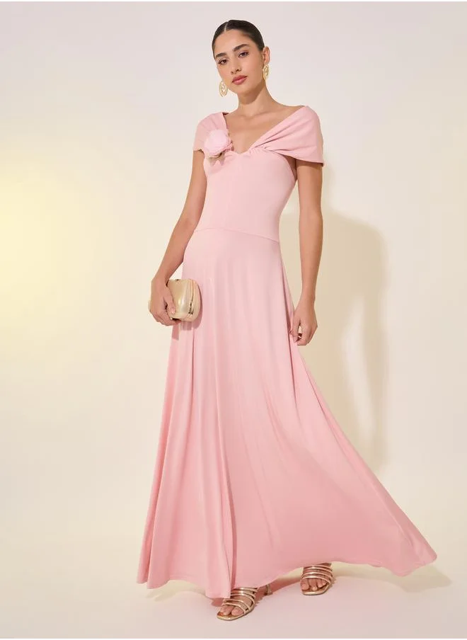 ستايلي Solid Flower Corsage A-Line Maxi Dress