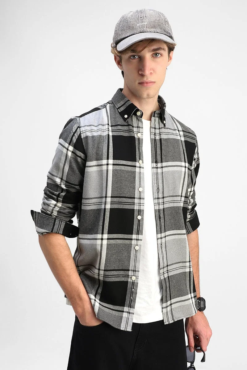 SNITCH Light Weight Flannel Plaid Slim Fit Shirt