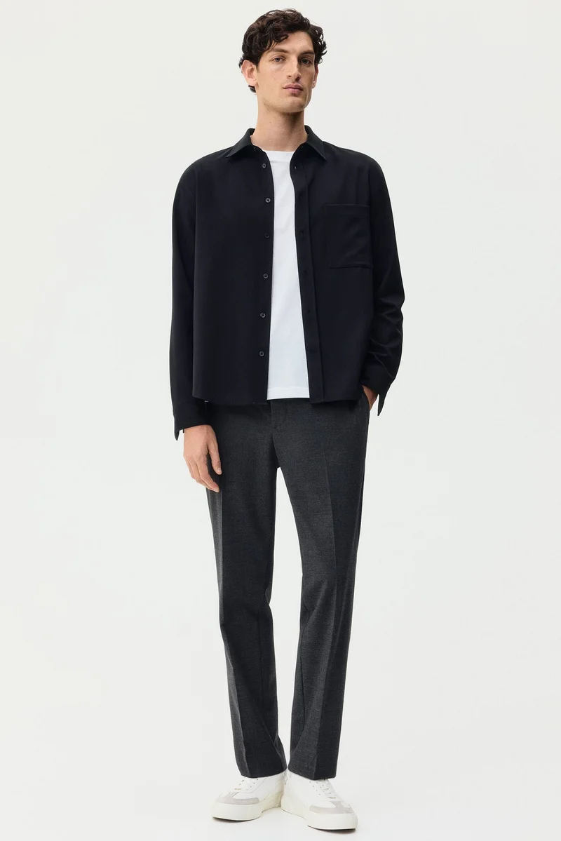 اتش اند ام بنطلون رياضي بقصّة سلِم