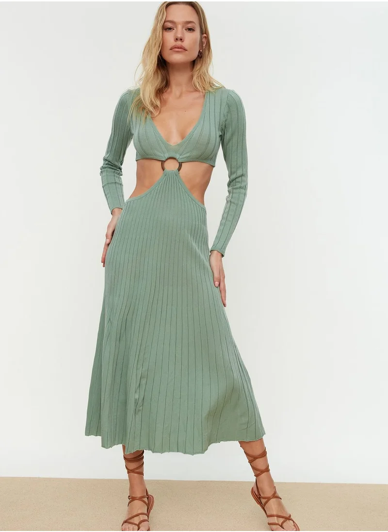 trendyol Plunge Neck Cut Out Detail Knitted Dress