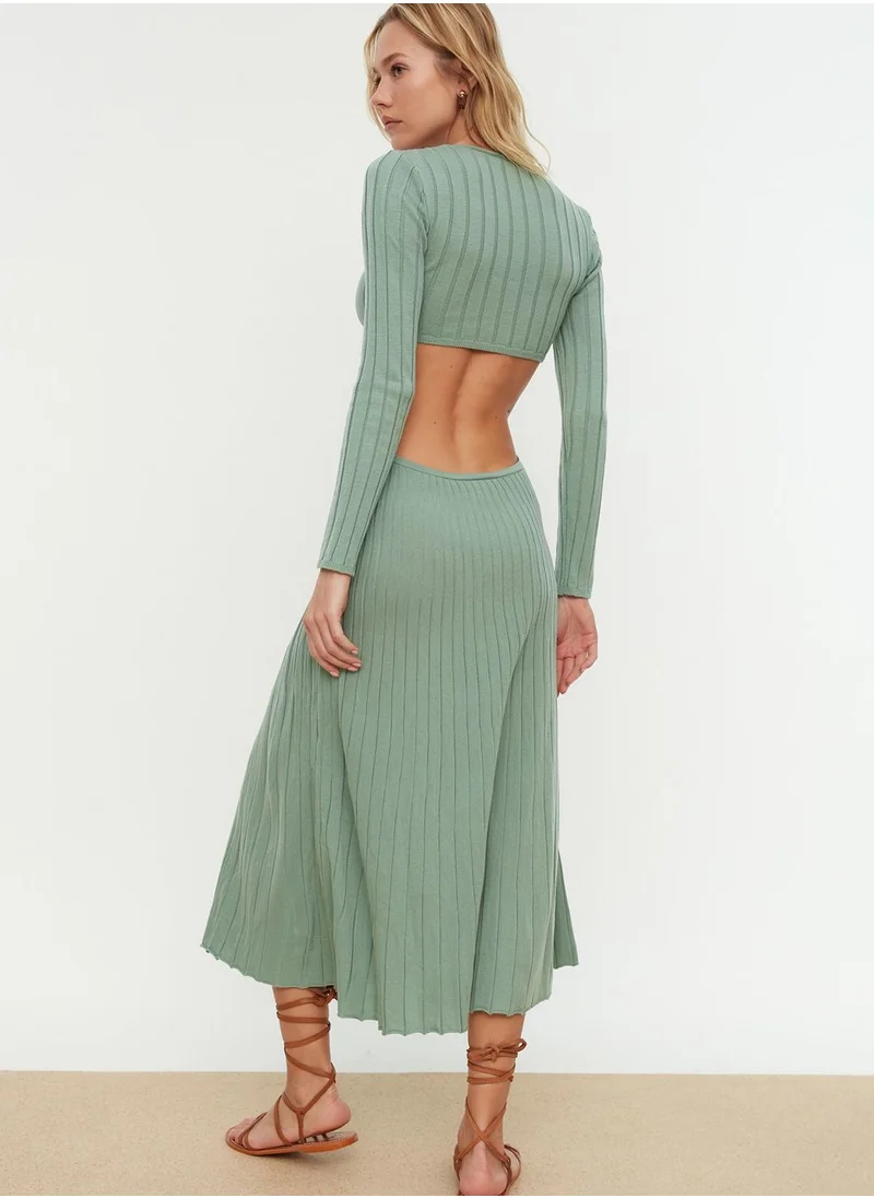 trendyol Plunge Neck Cut Out Detail Knitted Dress