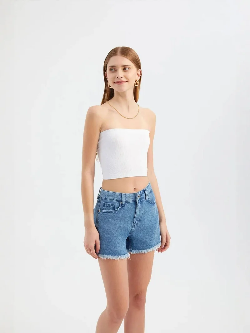 هيكاب بلوزة قصيرة بدون حمالات أساسية