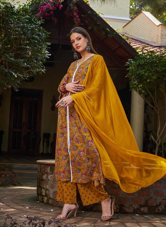 SASSAFRAS SASSAFRAS Mustard Floral Front Slit Kurta with Pencil Pants and Dupatta Set