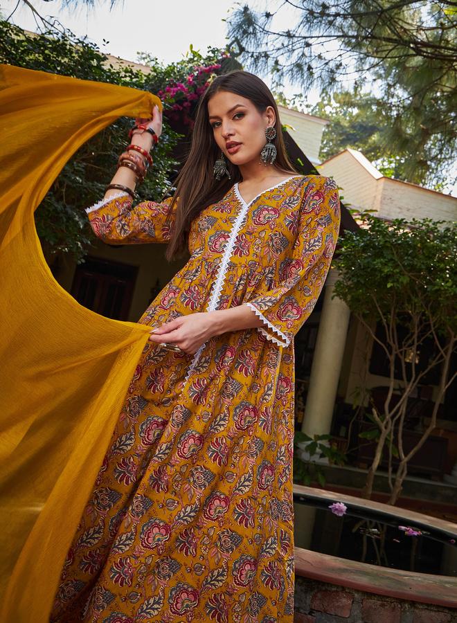 SASSAFRAS Mustard Floral Front Slit Kurta with Pencil Pants and Dupatta Set - Image 2