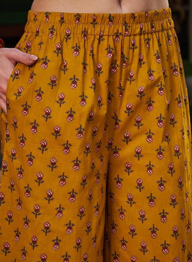 SASSAFRAS SASSAFRAS Mustard Floral Front Slit Kurta with Pencil Pants and Dupatta Set